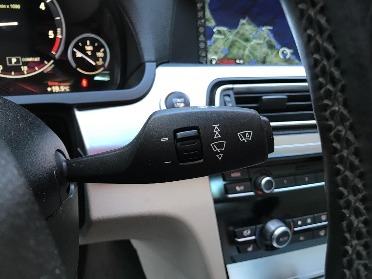 BMW 740D · Ano 2010 — imagem 24