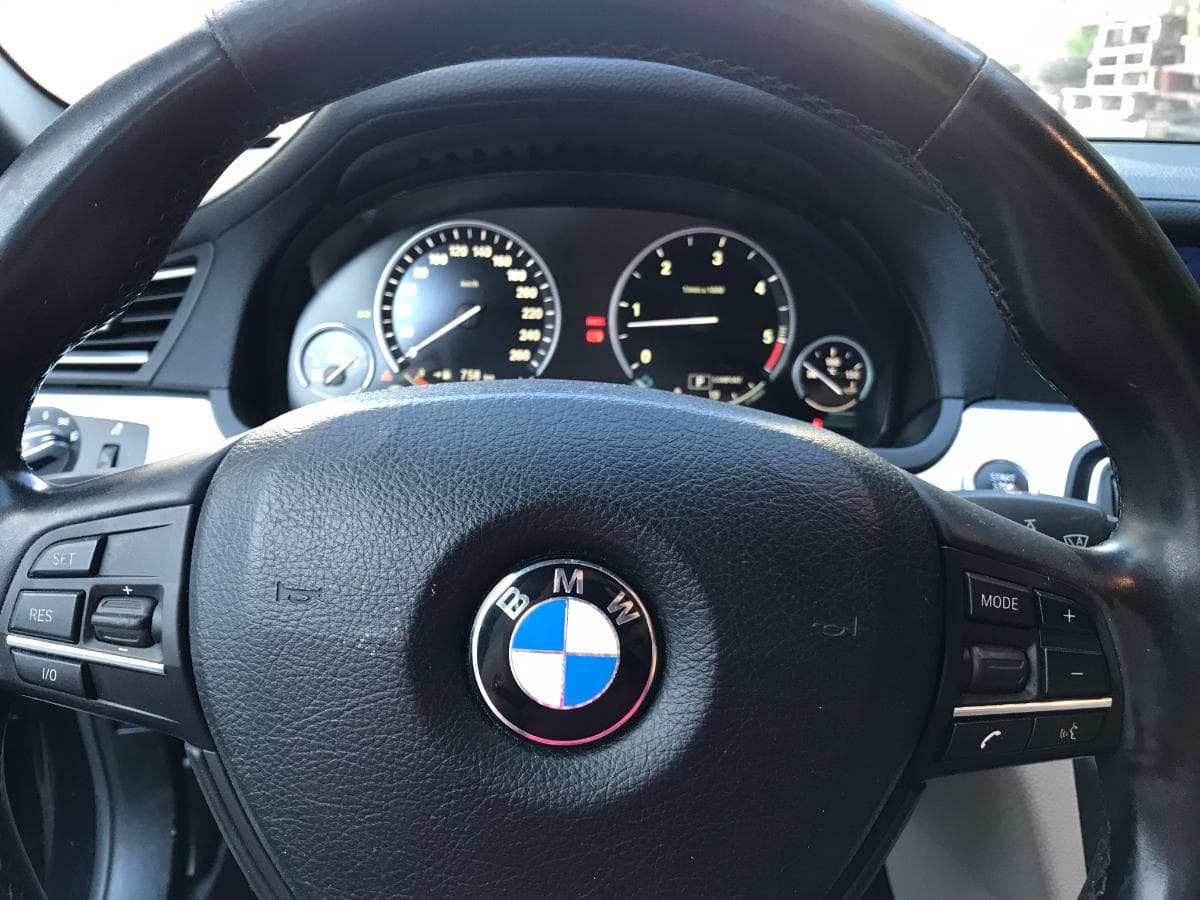 BMW 740D · Ano 2010 — imagem 31