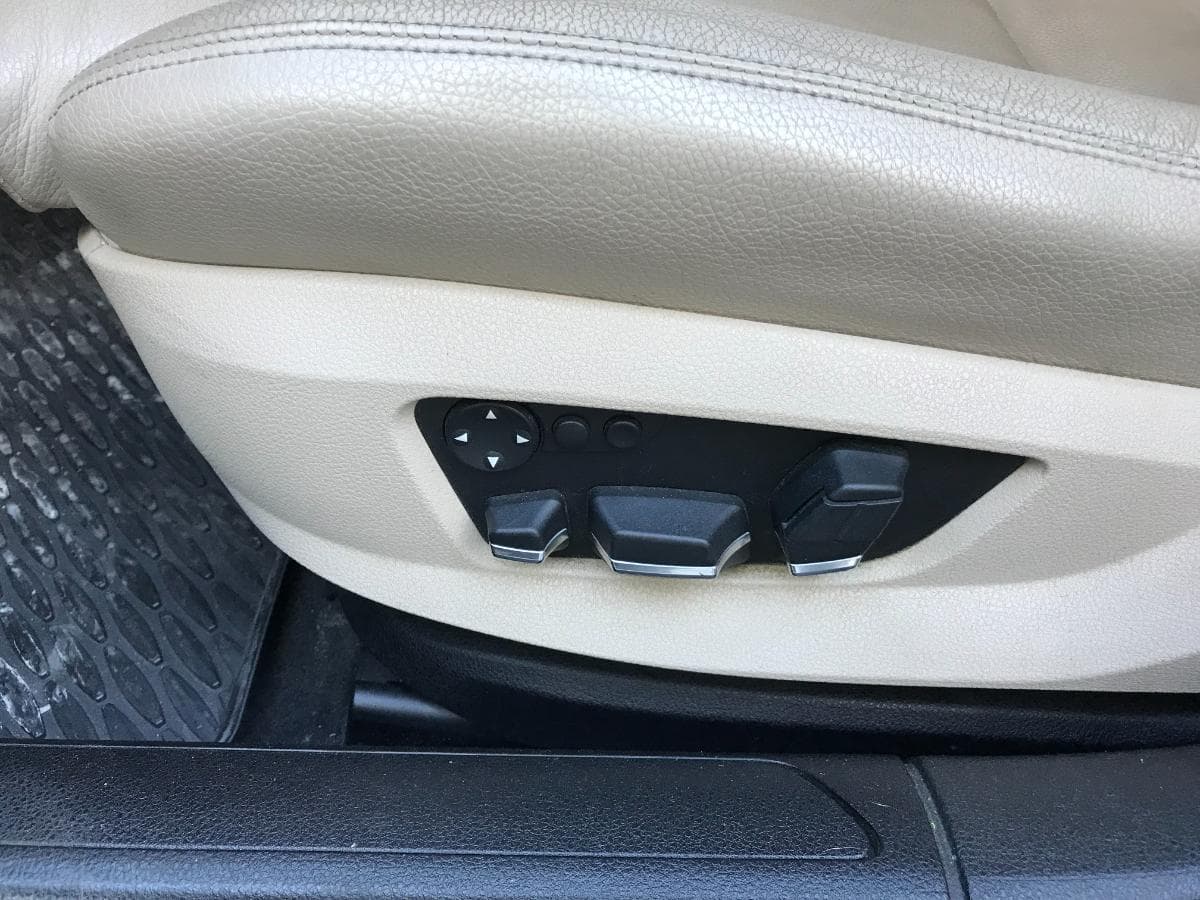 BMW 740D · Ano 2010 — imagem 30