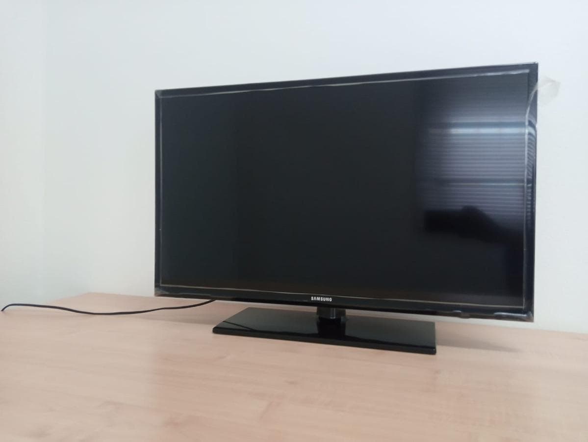 TV Samsung · — imagem 2