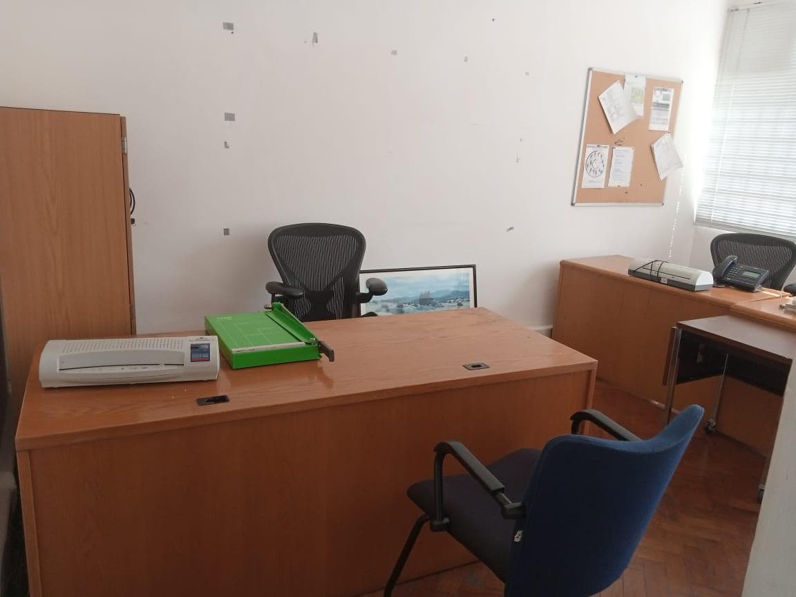 Equipamento para escritório · — imagem 2