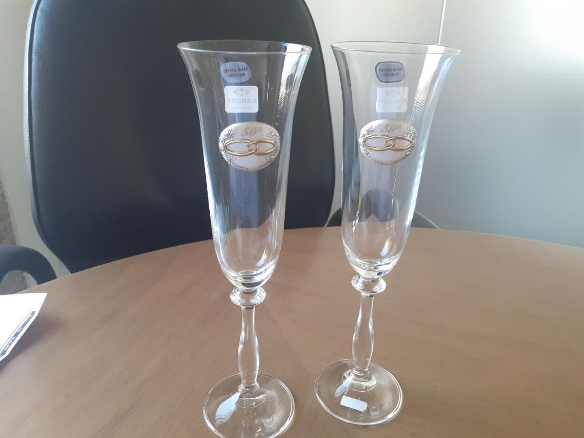 Produto em Cristal + Estojos de vinho em prata  + Artigos em Cristal + Copos em Vidro Pintado + Copos + Jarras decorativas — image 9