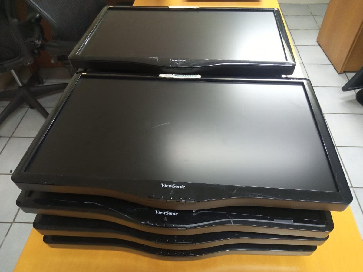 Monitores Viewsonic. · — imagem 1