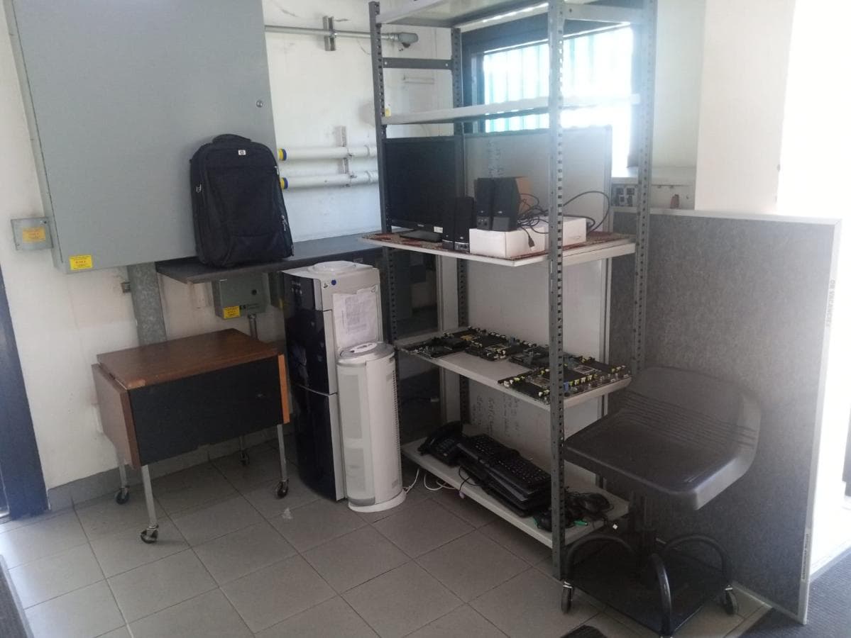 Diverso equipamento · — imagem 1