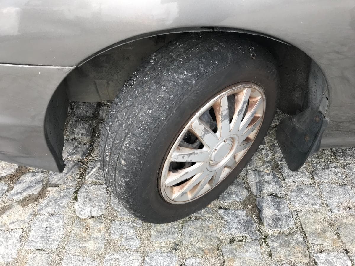 Hyundai Lantra 1.9 D · Ano 1999 — imagem 10