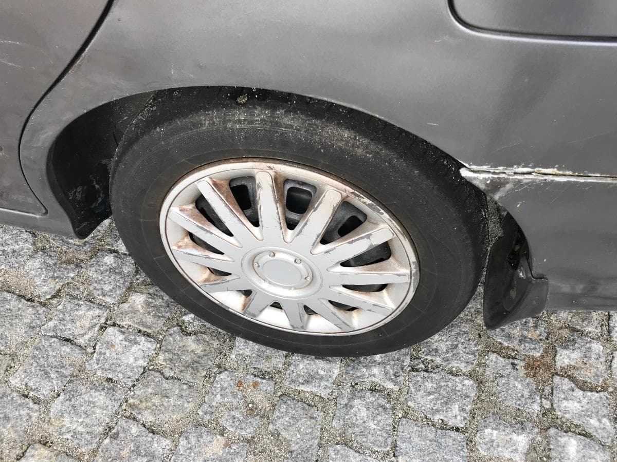 Hyundai Lantra 1.9 D · Ano 1999 — imagem 16