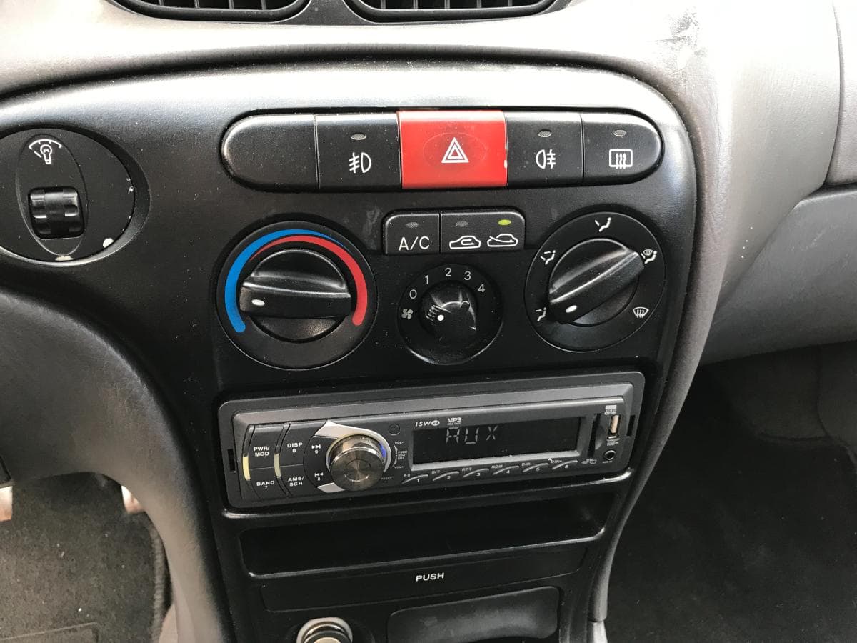 Hyundai Lantra 1.9 D · Ano 1999 — imagem 25