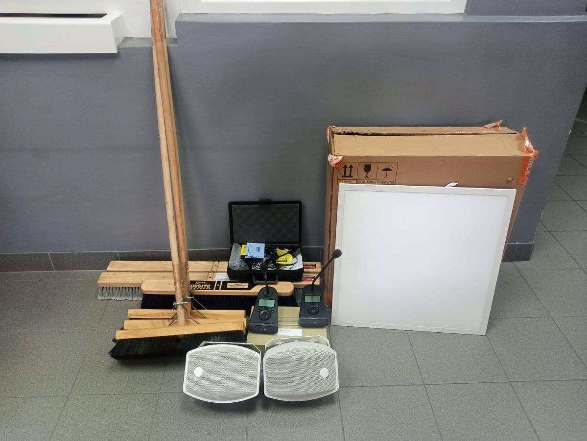 Diverso equipamento · — imagem 1