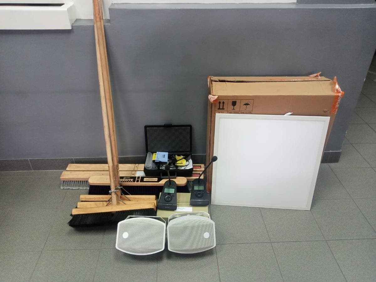 Diverso equipamento · — imagem 2