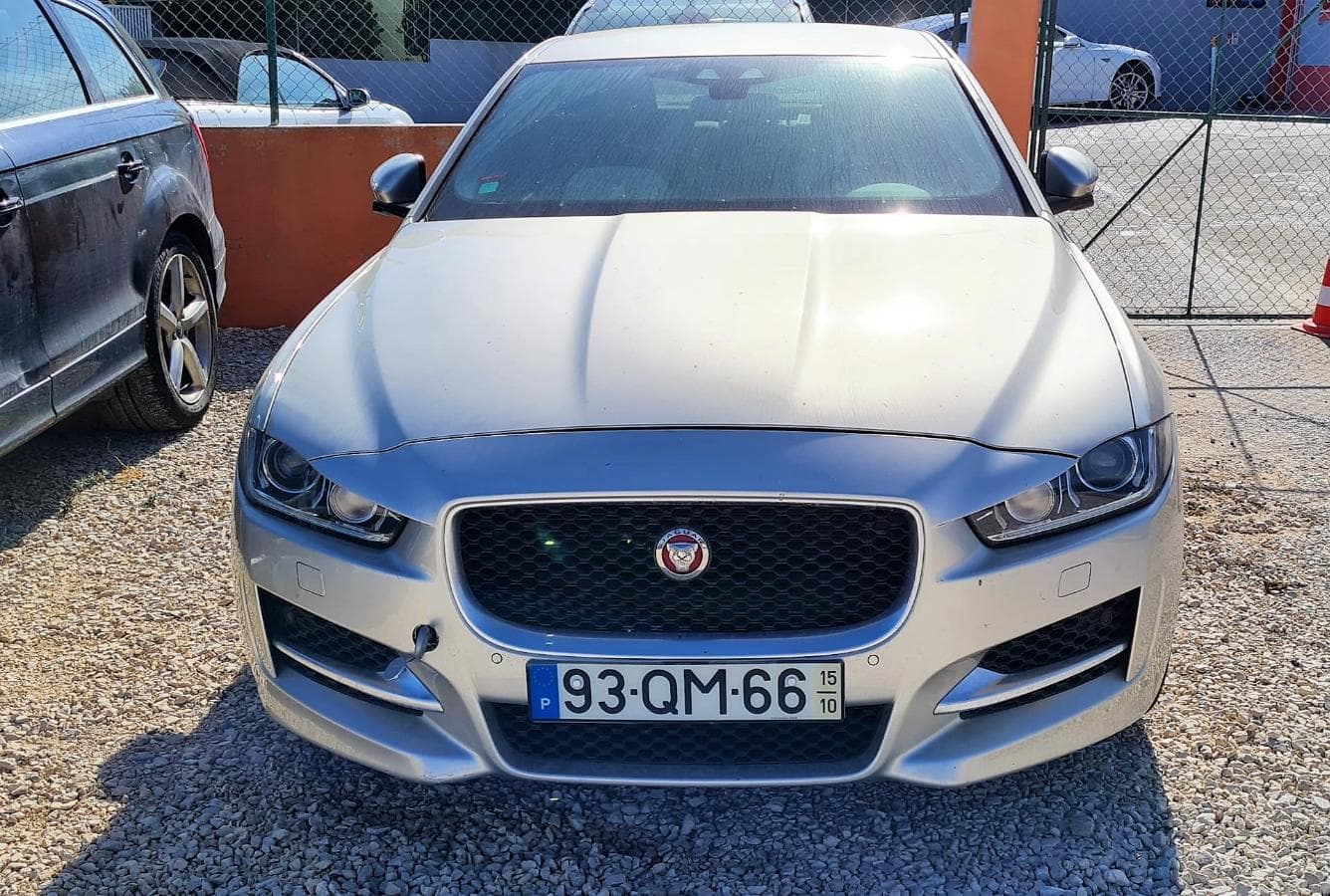 Jaguar XE 2.0D R Sport — imagem 2