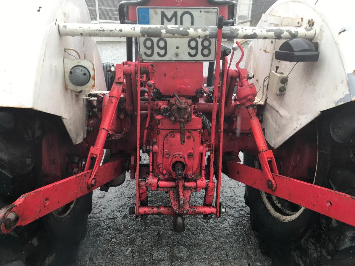 Trator Agrícola David Brown 880 · Ano 1967 — imagem 9