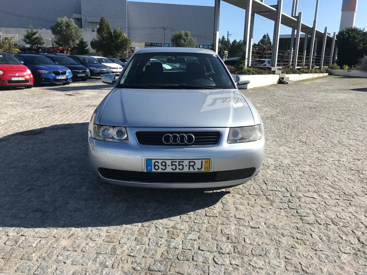 Audi A3 1.9 TDI · Ano 2001 — imagem 2