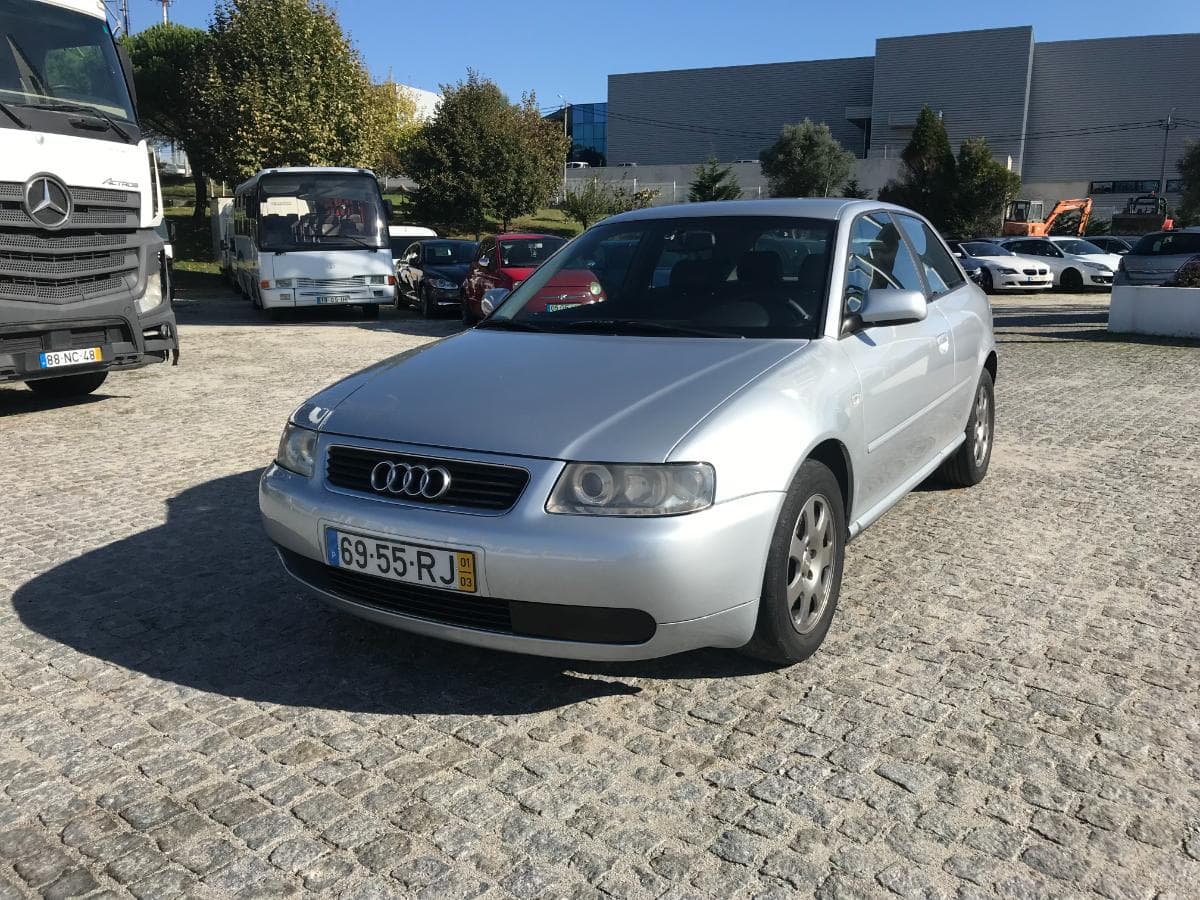 Audi A3 1.9 TDI · Ano 2001 — imagem 5
