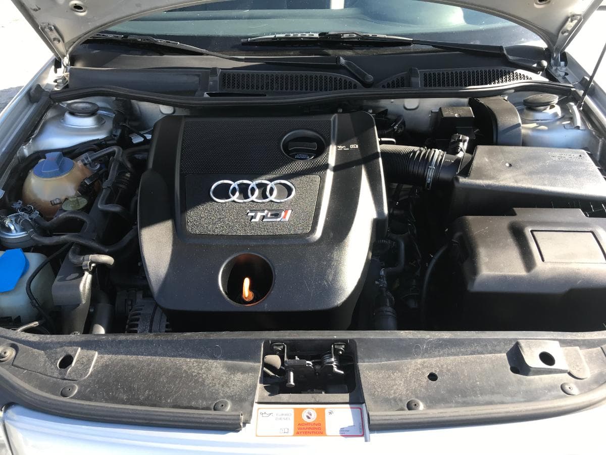 Audi A3 1.9 TDI · Ano 2001 — imagem 3