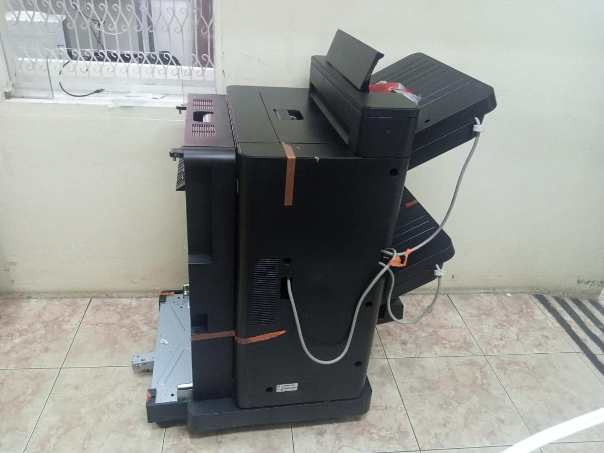 tray para impressora HP 830. · — imagem 2