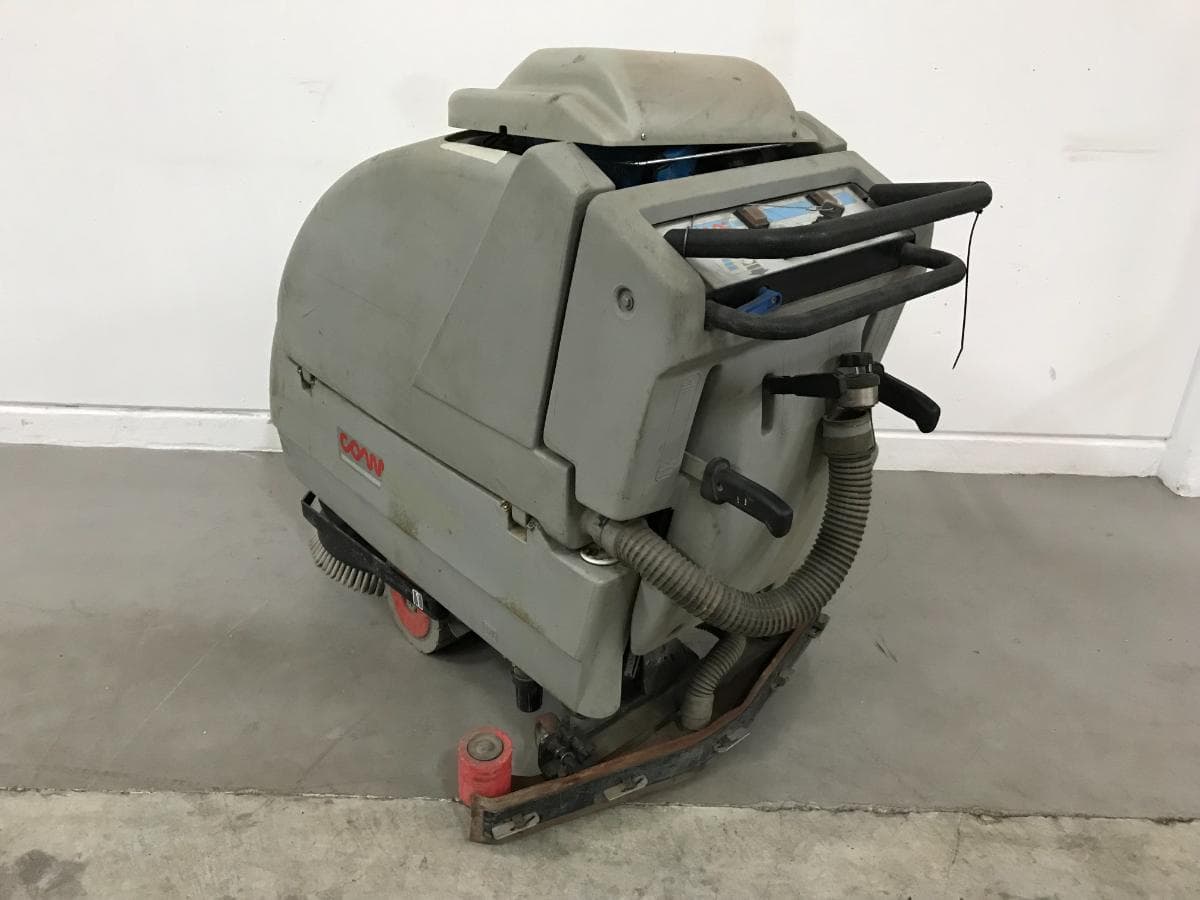 Lavadora de suelo Commac — imagen 4