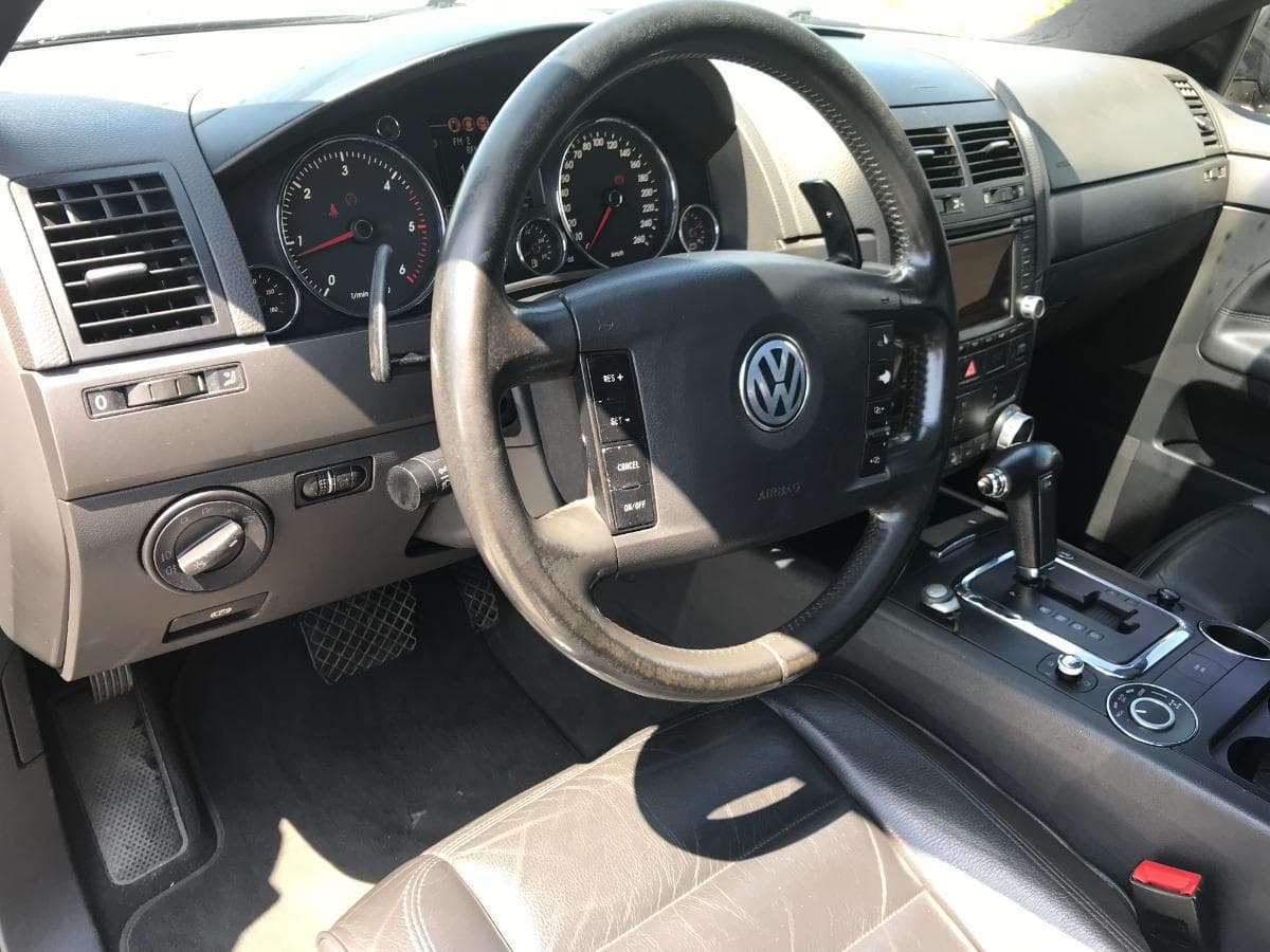 Volkswagen Touareg 2.5 TDI · Ano 2005 — image 23
