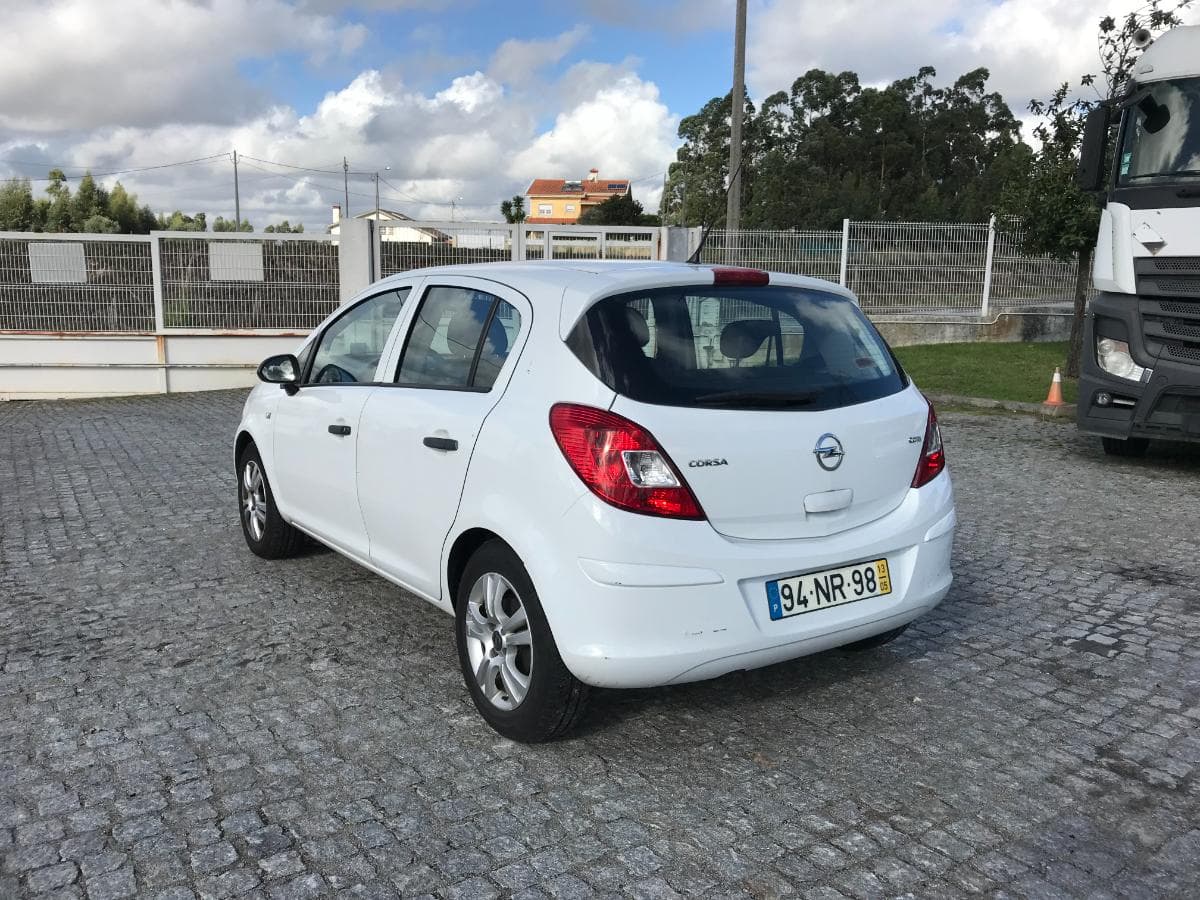 Opel Corsa 1.3 CDTI · Ano 2013 — imagen 6