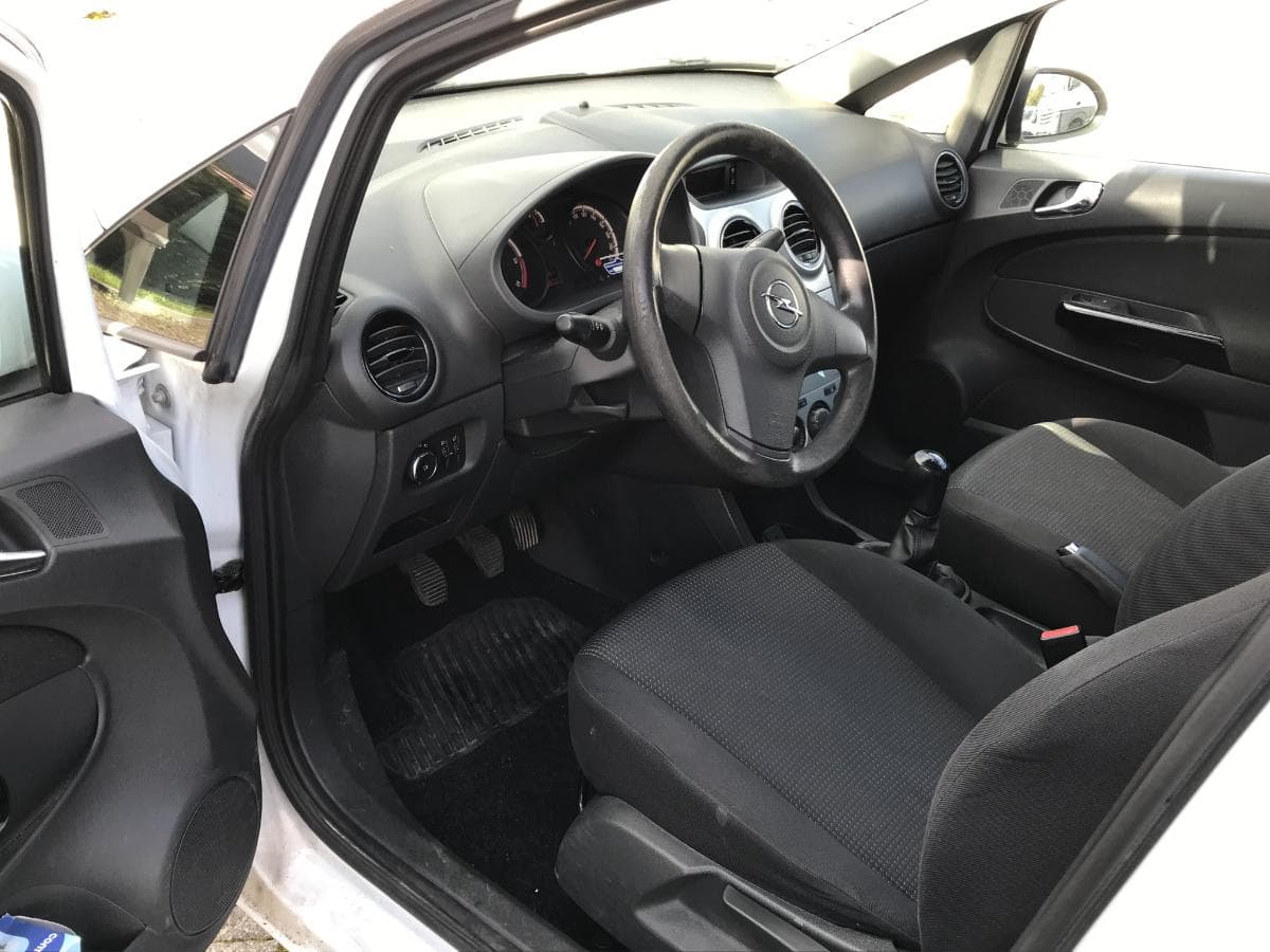 Opel Corsa 1.3 CDTI · Ano 2013 — imagen 22