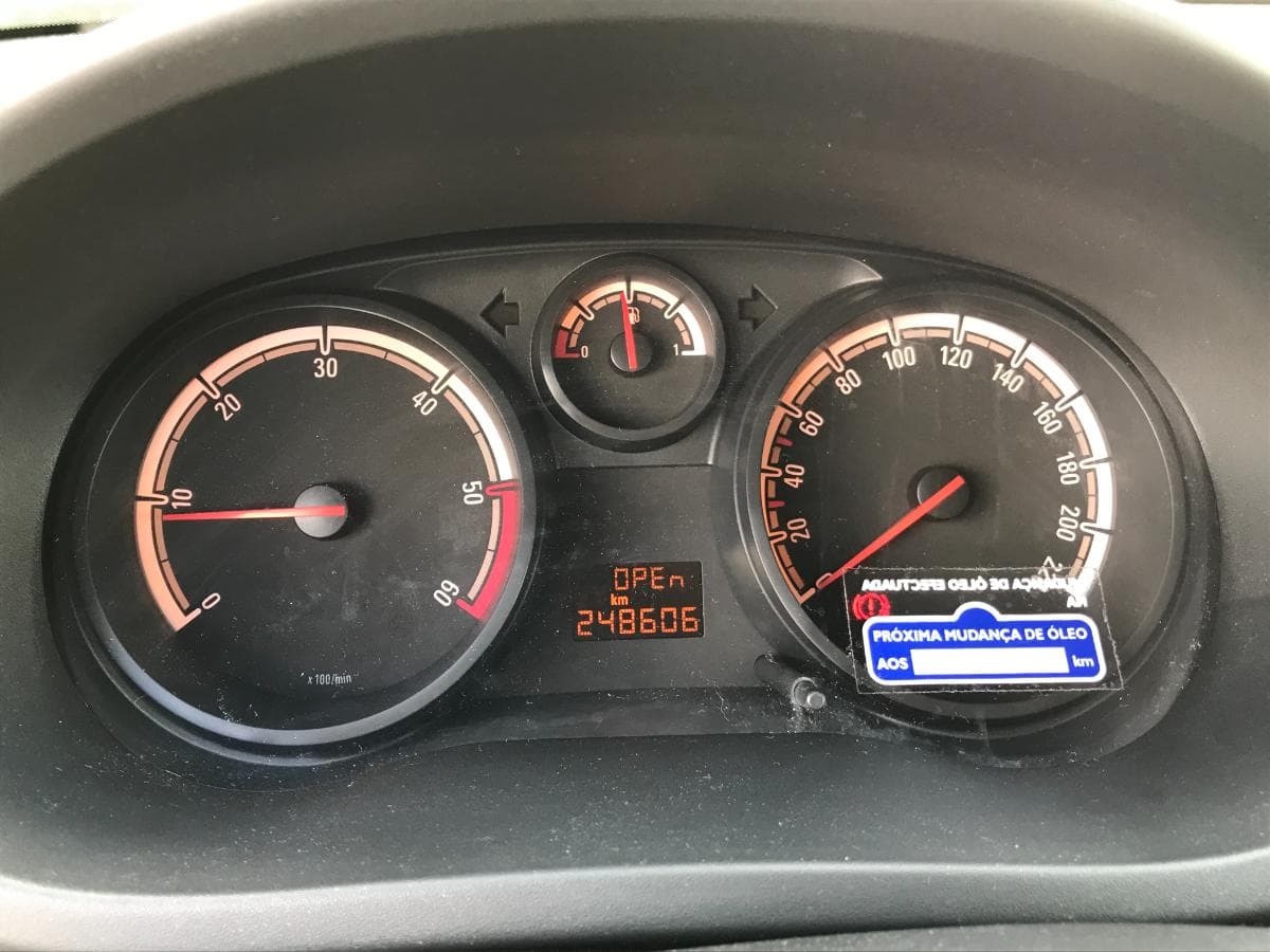 Opel Corsa 1.3 CDTI · Ano 2013 — imagen 26