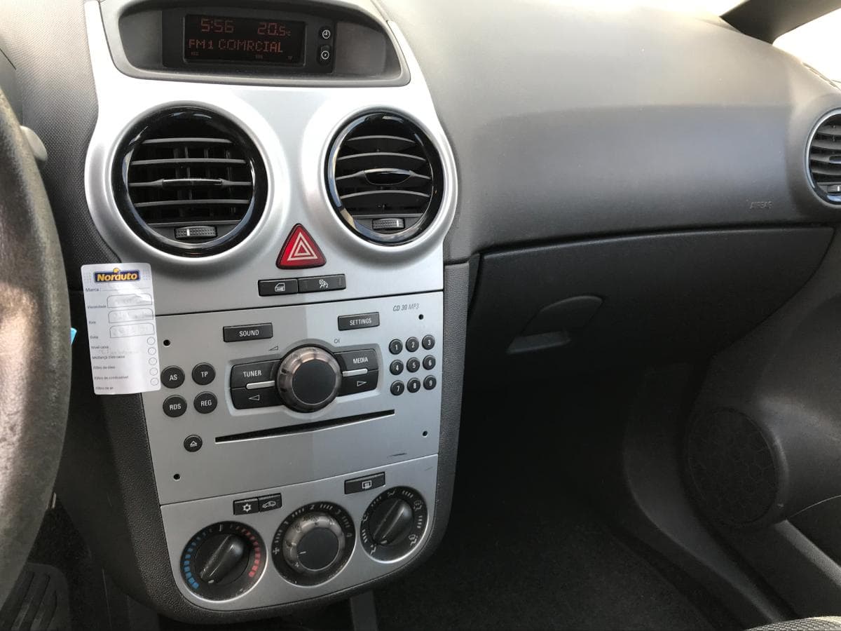 Opel Corsa 1.3 CDTI · Ano 2013 — imagen 27