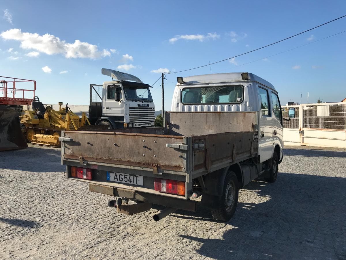 Toyota Dyna Cabine Dupla · 6 Lugares — imagem 4