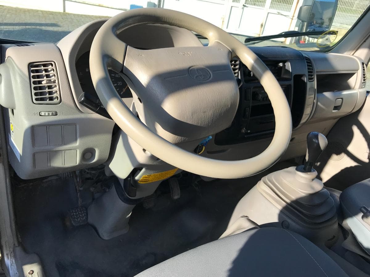 Toyota Dyna Cabine Dupla · 6 Lugares — imagem 20