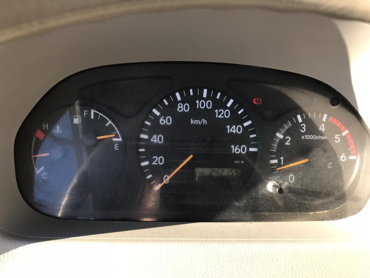 Toyota Dyna Cabine Dupla · 6 Lugares — imagem 22