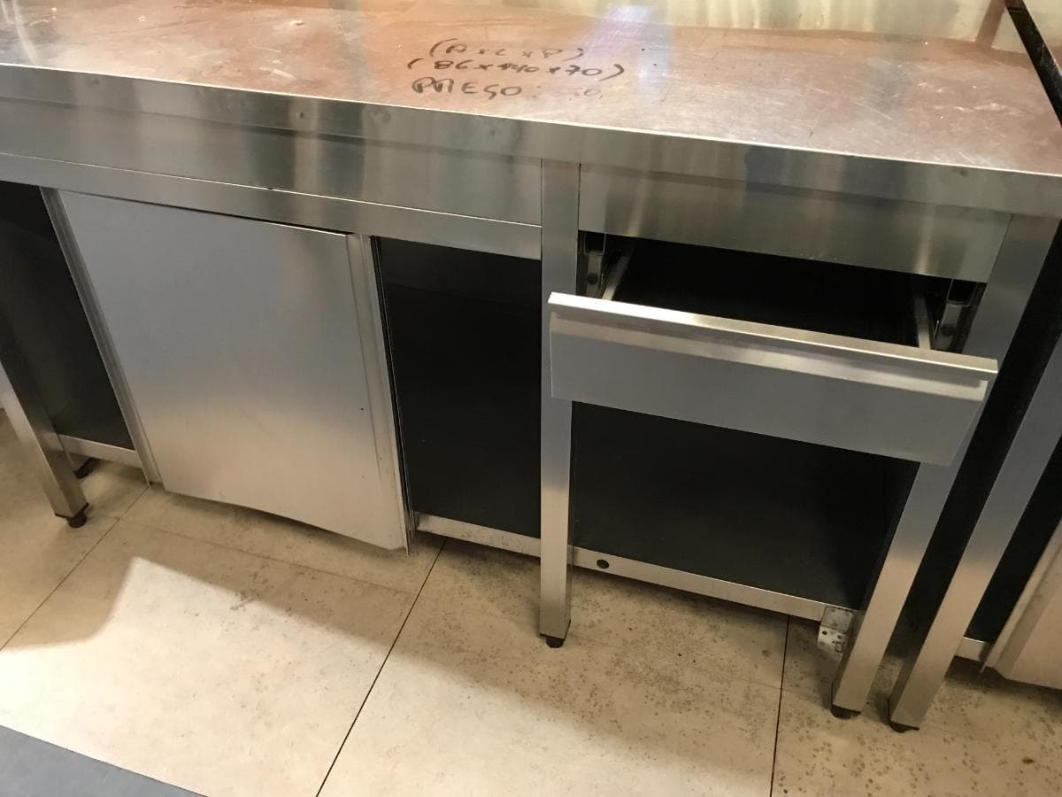 Mueble de acero inoxidable — imagen 2