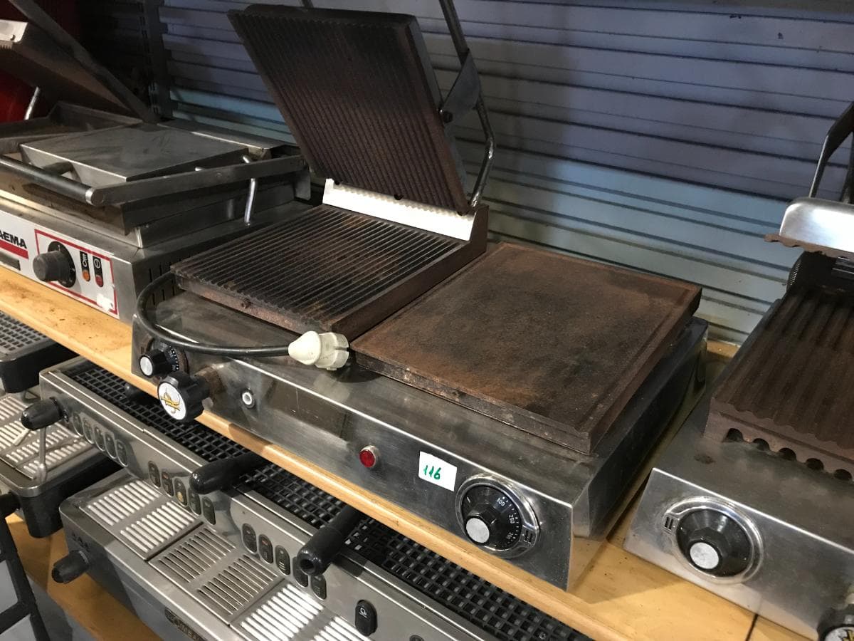 Press — image 3