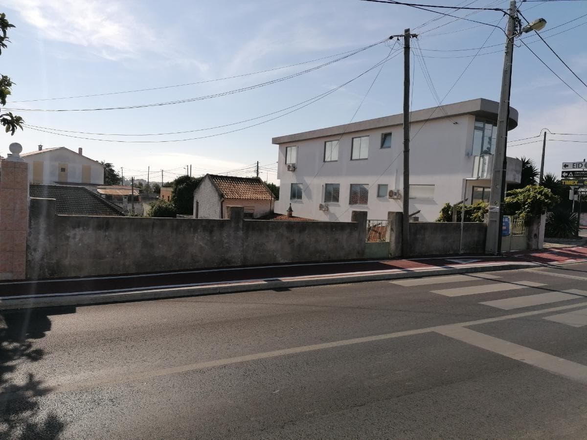 Lote para Construção · Almada — imagem 3