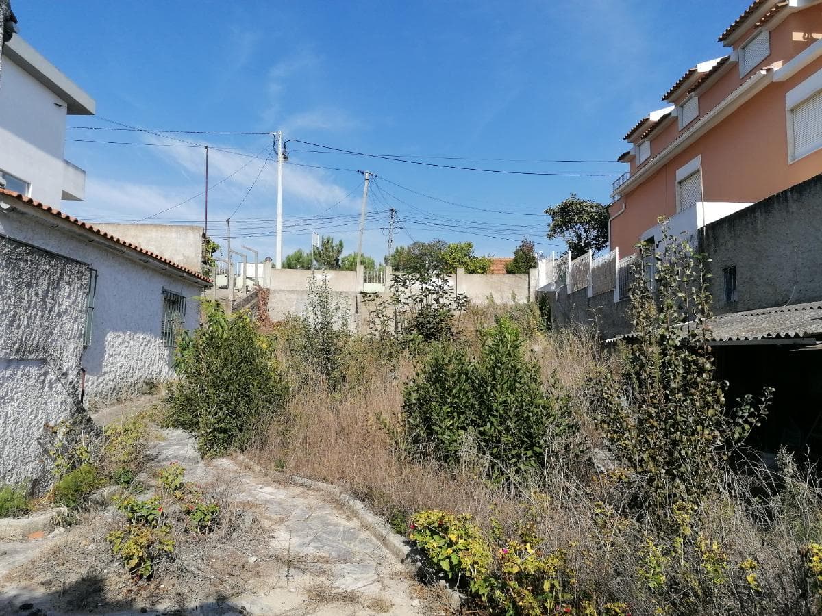 Lote para Construção · Almada — imagem 10