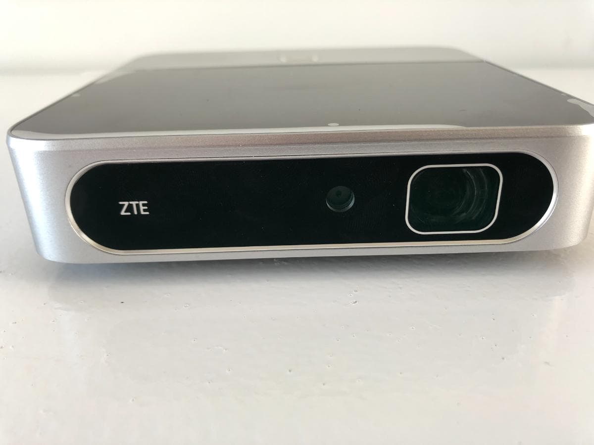 Proyector ZTE — imagen 6