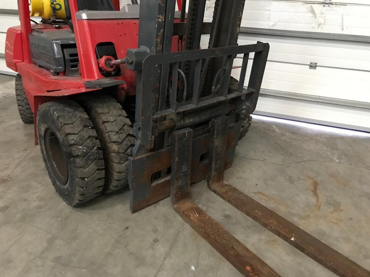 Empilhador Toyota 2500 Kg — imagen 3