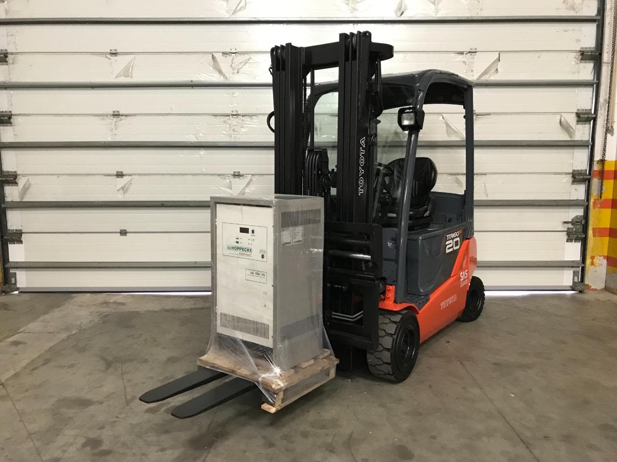 Empilhador Elétrico Toyota 2000 KG — imagen 2