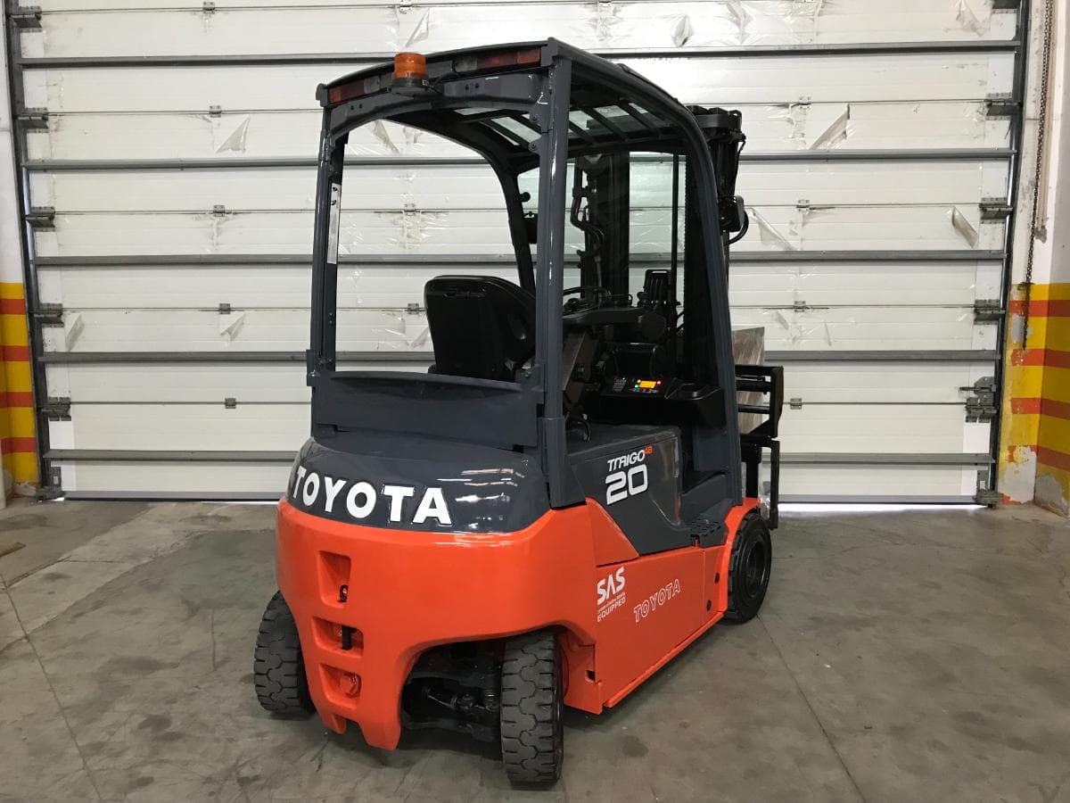Empilhador Elétrico Toyota 2000 KG — imagen 3
