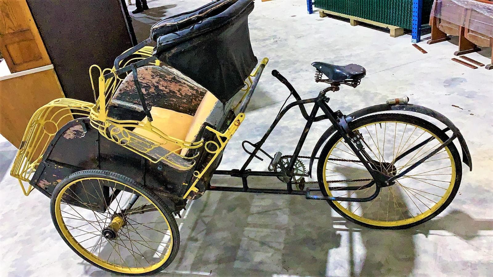Velocípede triciclo antigo — imagem 2