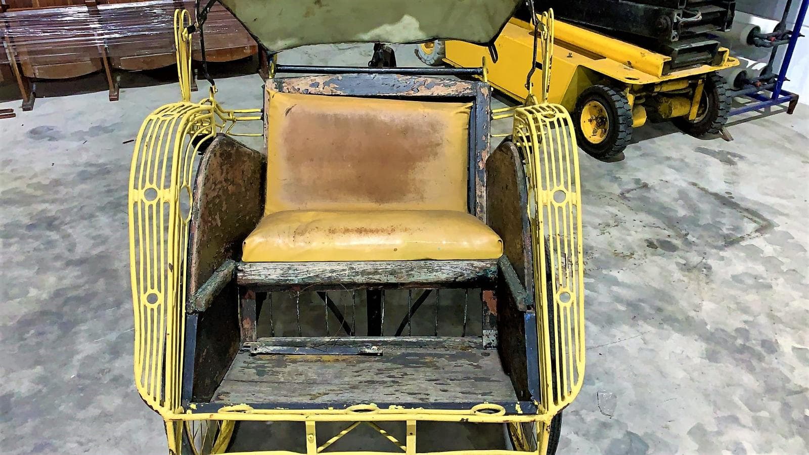 Velocípede triciclo antigo — imagem 3