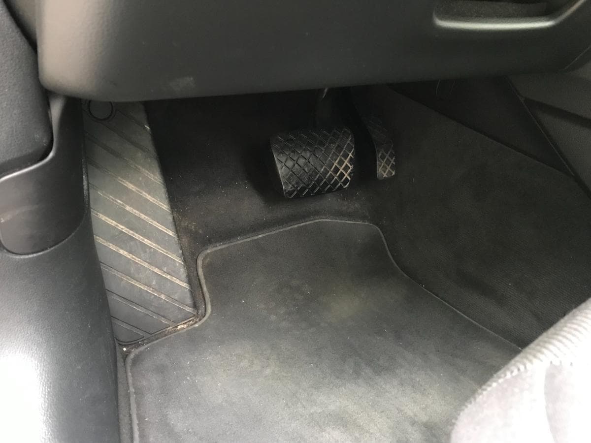 Audi A4 2.0 TDI · Ano 2016 — image 22
