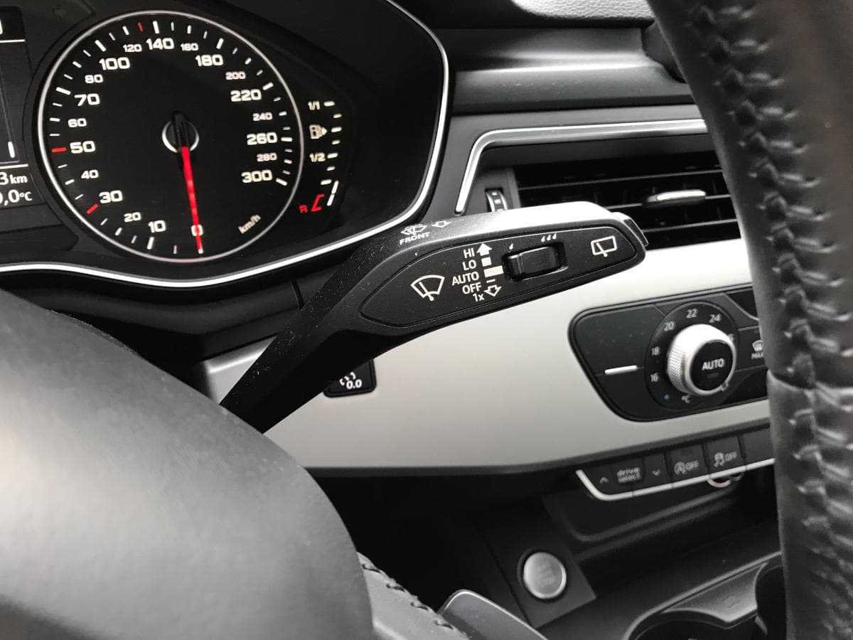 Audi A4 2.0 TDI · Ano 2016 — image 27
