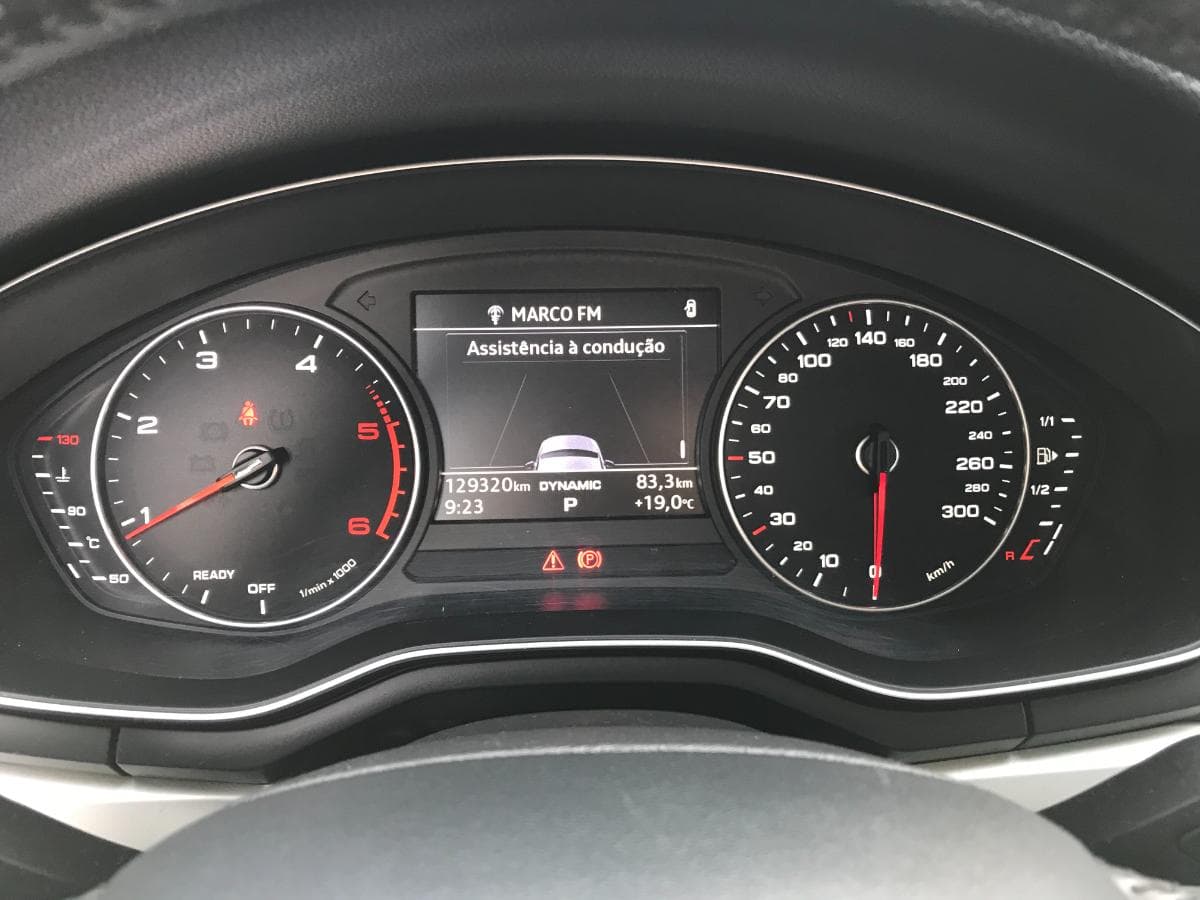 Audi A4 2.0 TDI · Ano 2016 — image 32