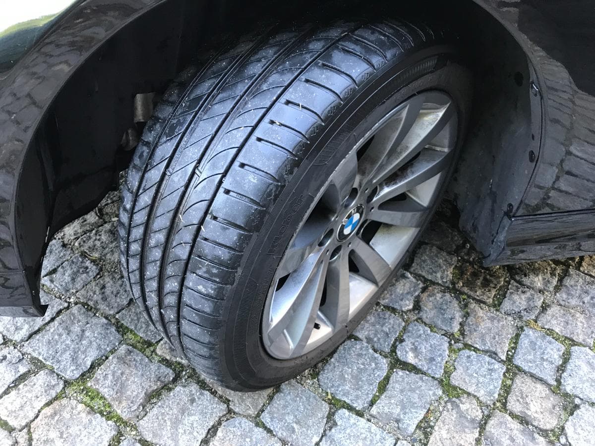 BMW 318D Touring · Ano 2011 — imagen 12