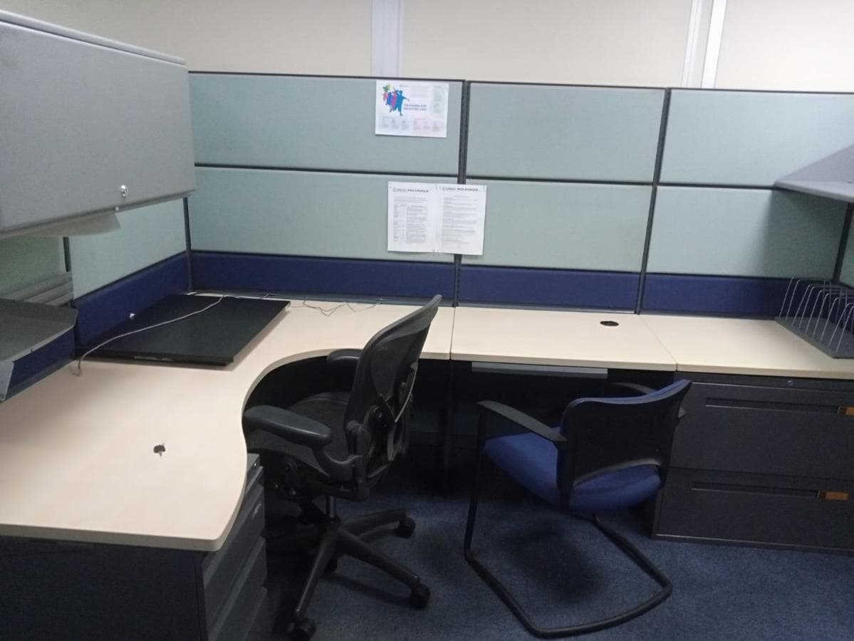 Office Furniture · — image 2