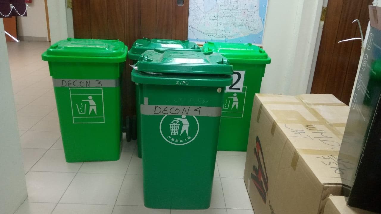 Latas de Lixo ·