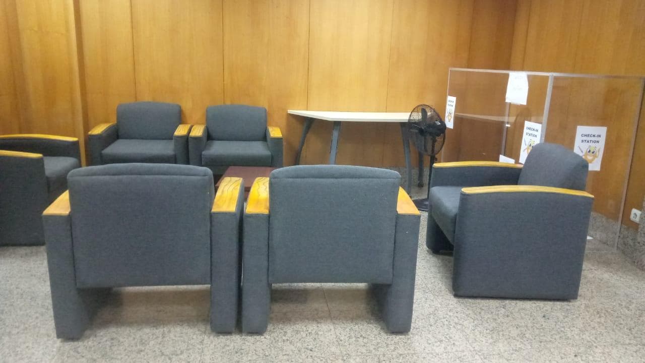 Mobiliário de Escritório · — imagem 1