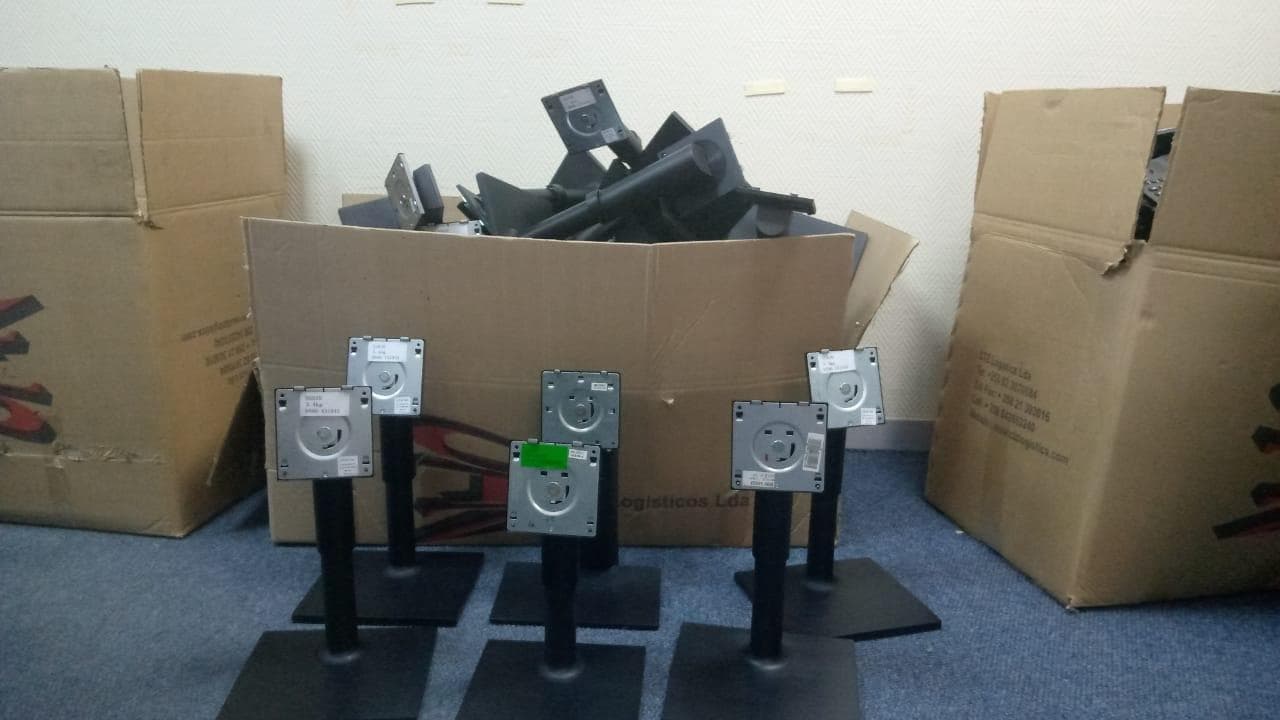 Bases para monitores · — imagem 2