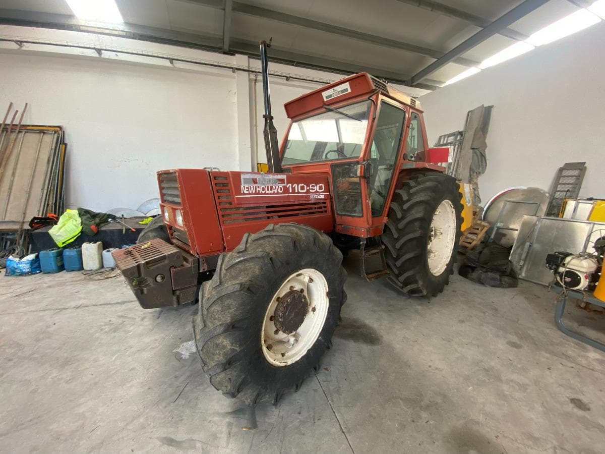 Agricultural Tractor — image 5