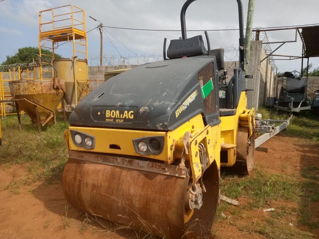Cilindro Bomag ·