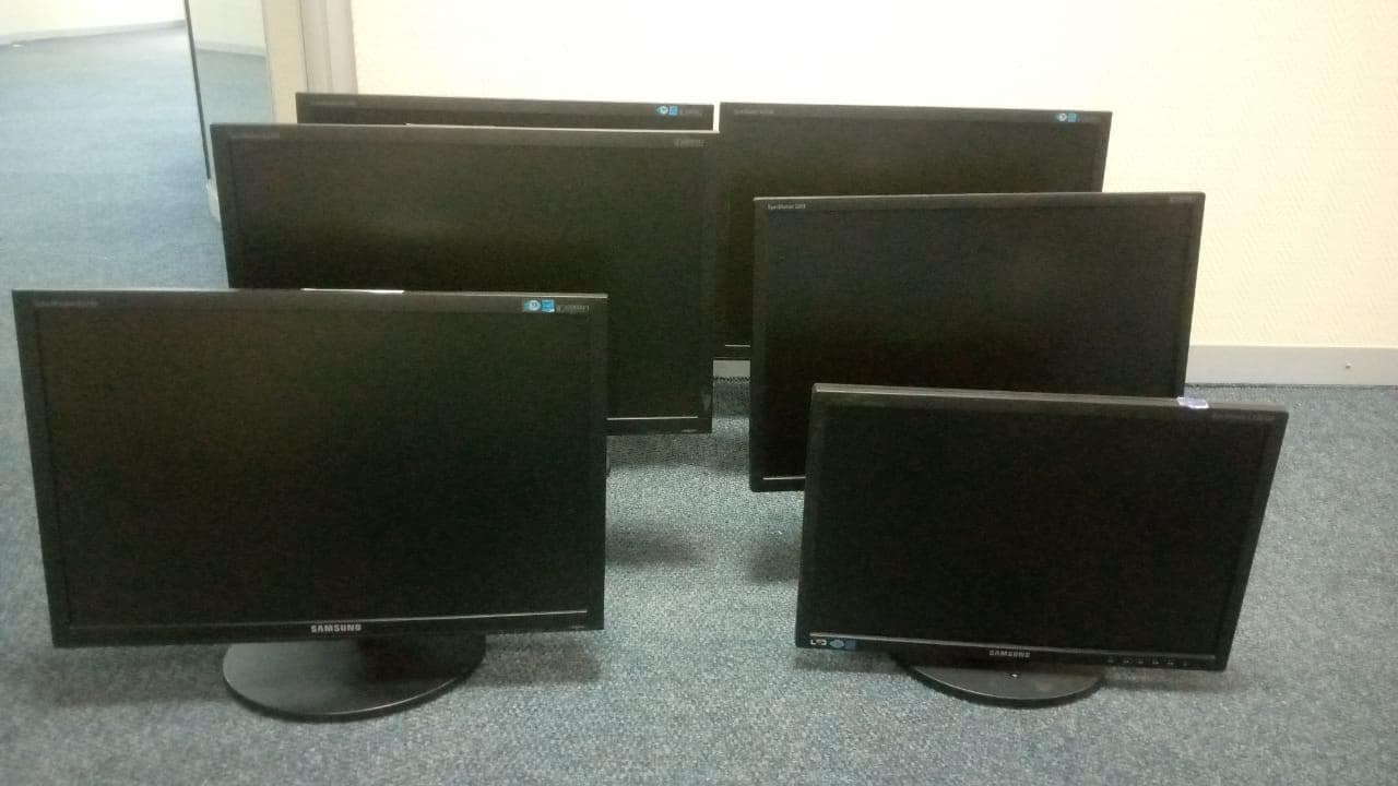Monitores  Samsung · — image 2