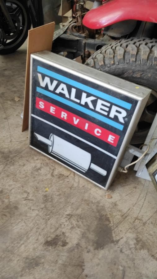 Reclamo luminoso Walker — imagem 1
